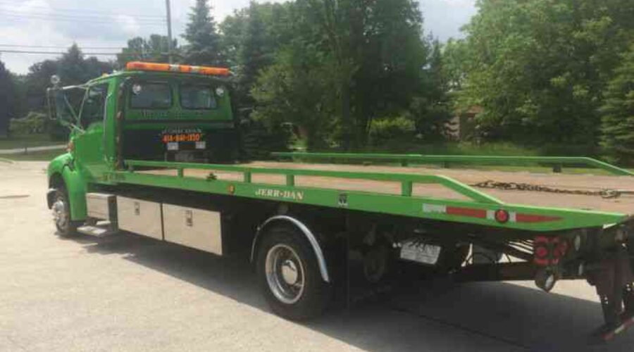 Sterling’s 10 Reliable Tow Truck Providers for City and Rural Roads