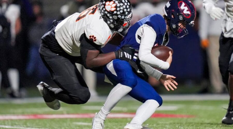 Powell’s 10 Best Tow Trucks for Small-Town and Highway Service