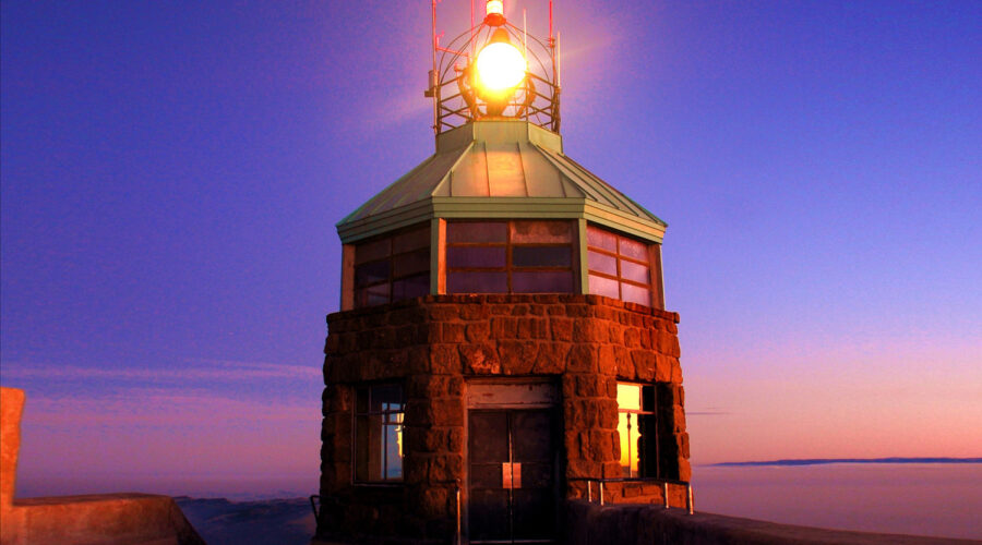 Beacon’s Top 10 Tow Truck Companies for Quick and Friendly Service