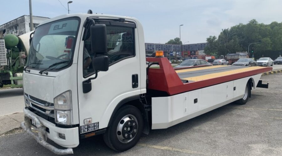 Kapaa’s 10 Best Tow Trucks for Beach and Mountain Roads