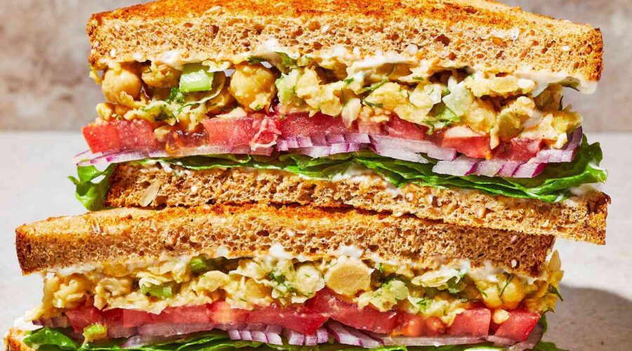 Sandwich’s 10 Reliable Tow Truck Providers for Coastal Roads