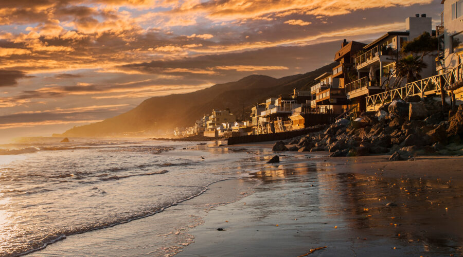 Malibu’s Top 10 Shake Shacks for Burgers with a View